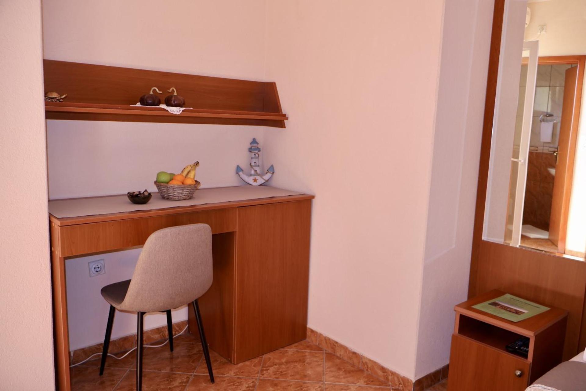 Hotel Pansion Nobel Petrovac Exterior foto