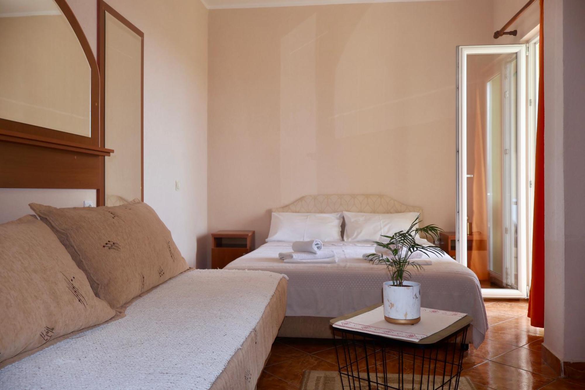 Hotel Pansion Nobel Petrovac Habitación foto